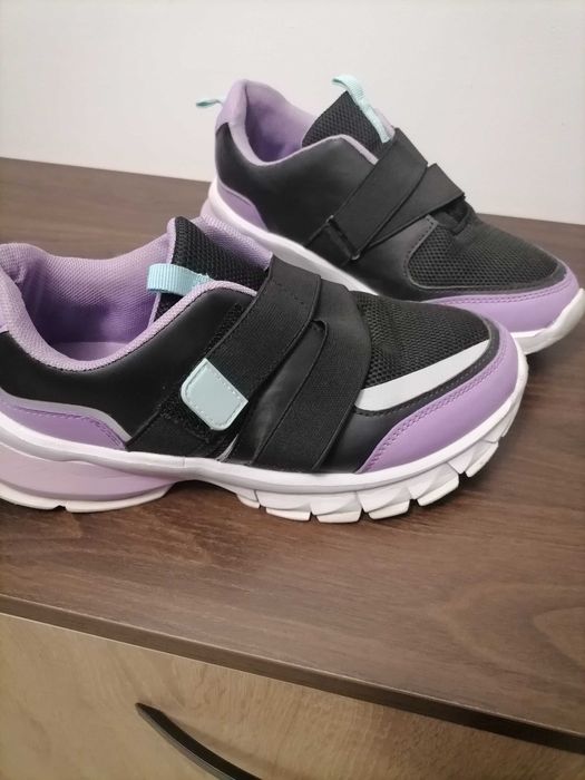 Дамски маратонки 38 размер