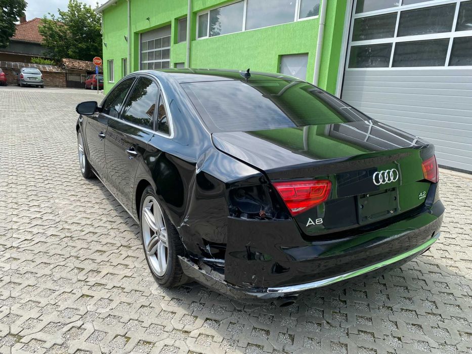 Audi A8 4.2FSi На ЧАсти