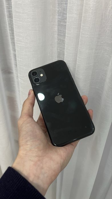 iPhone 11 black