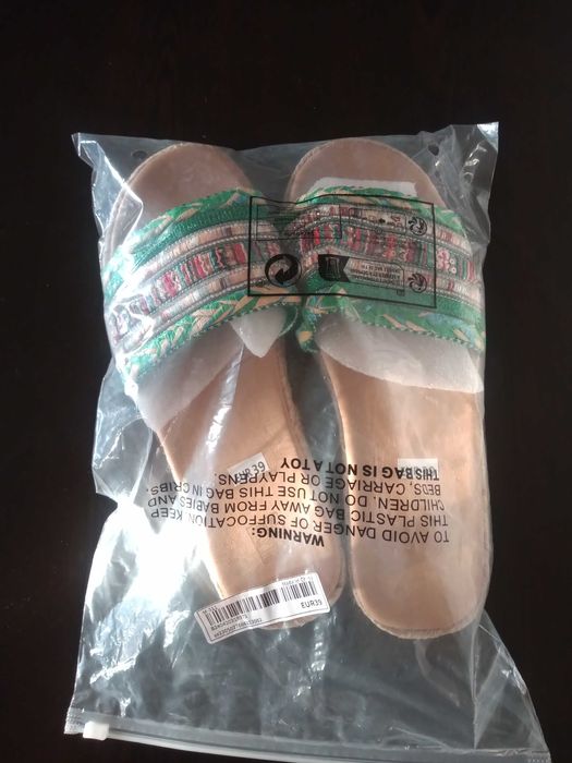 Летни красиви 
 чехли