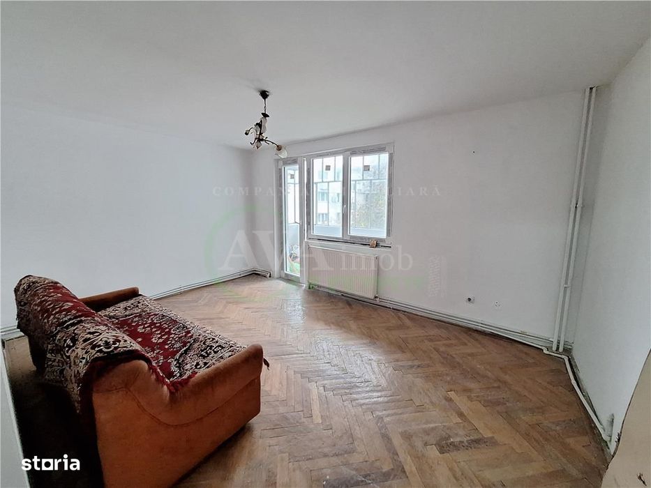 Apartament 3 camere decomandat, etaj 3, Orizont-Bacau