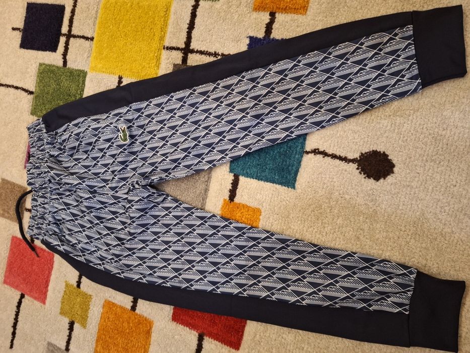 Детски анцуг  НОВ.   128,140,152 , 164,176 см.