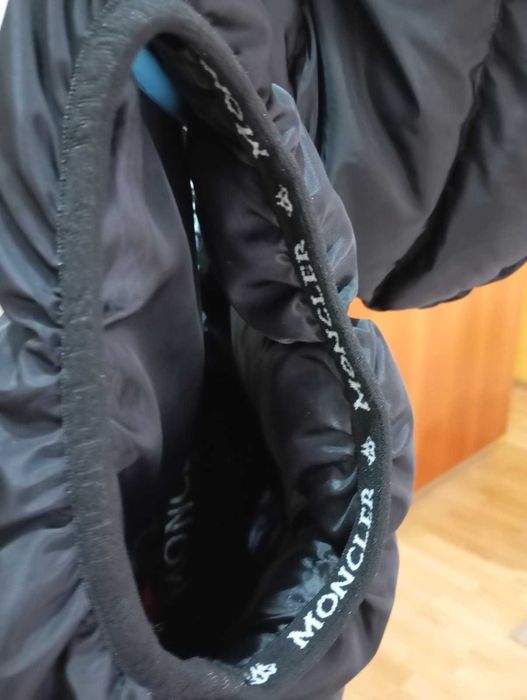 Черен Мъжки Елек