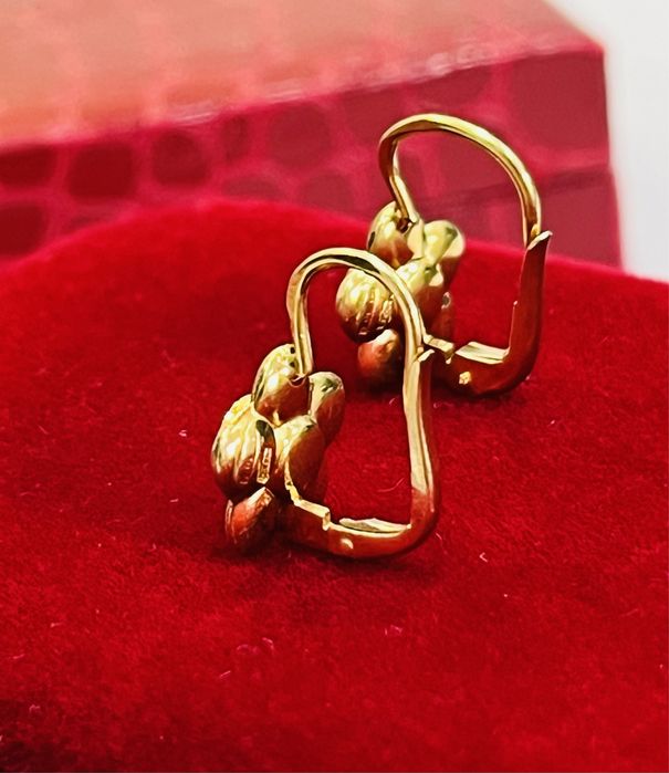 Обеци жълто злато и лапис лазур