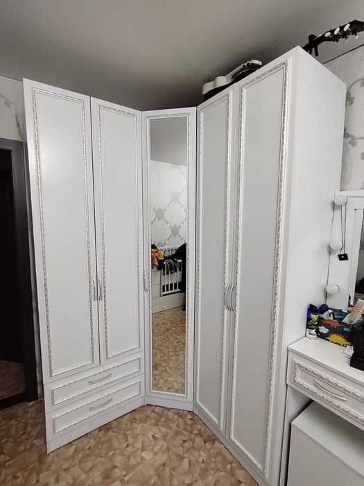 Спальный гарнитур