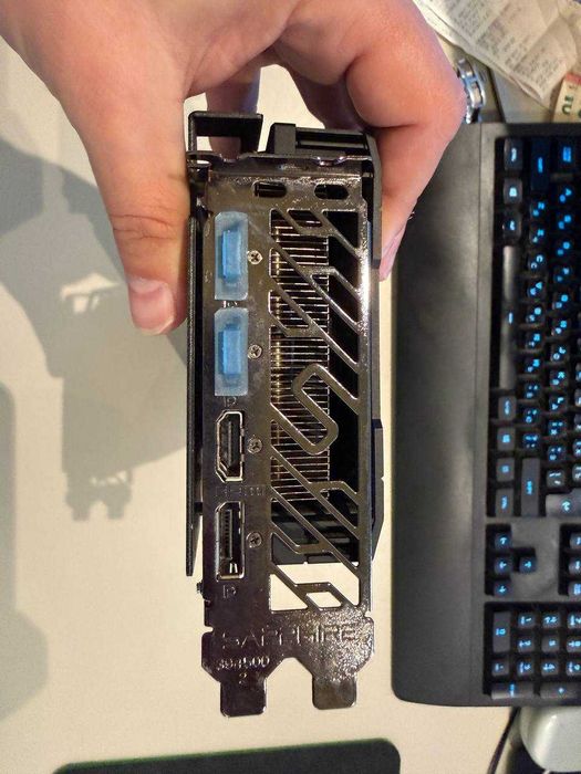 Видеокарта Sapphire PULSE AMD Radeon RX 6700 XT 12GB — Перфектно състояние!