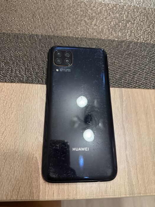 Huawei P40 Lite 128GB - Отлично състояние