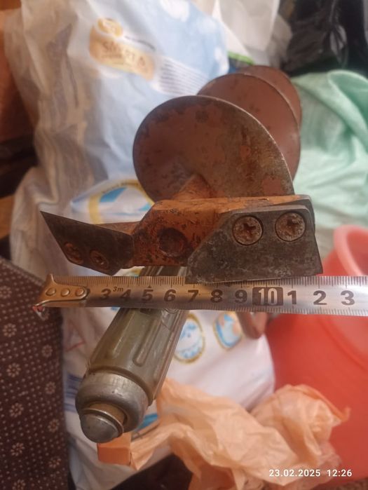 Продаю  Ледобур .