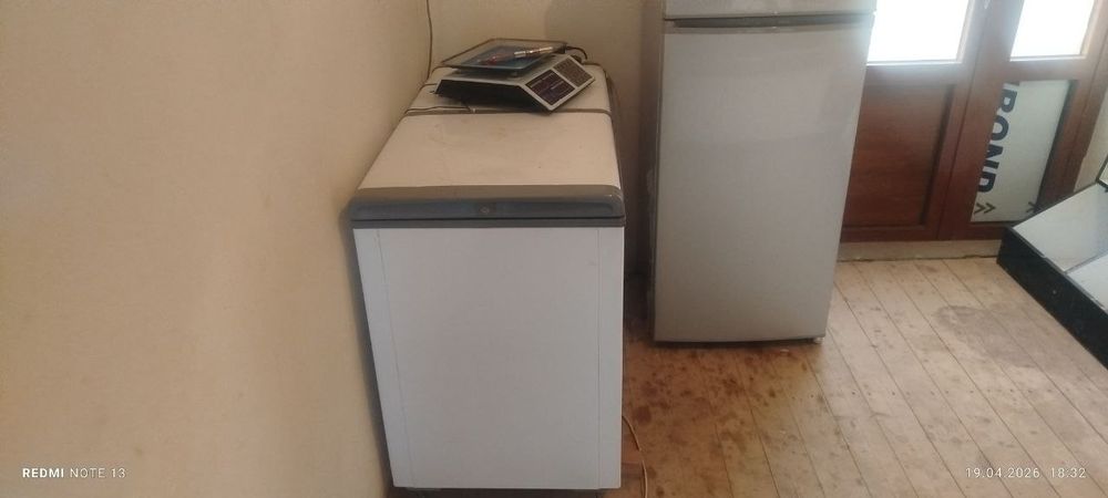 Holodilnik vitrina marazelka doʻkon jihozlari sptiladi