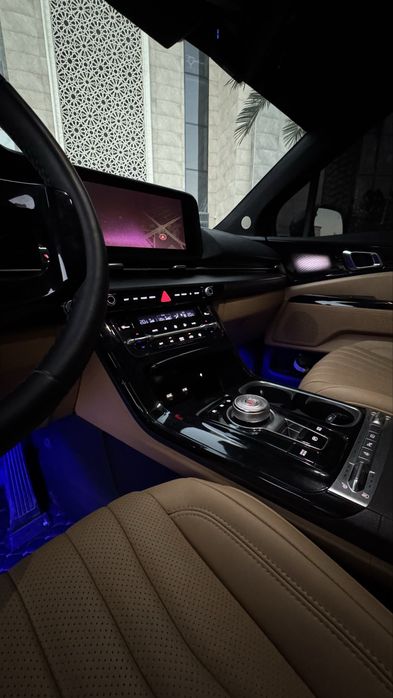 Продаётся  Kia karnival high Limousine