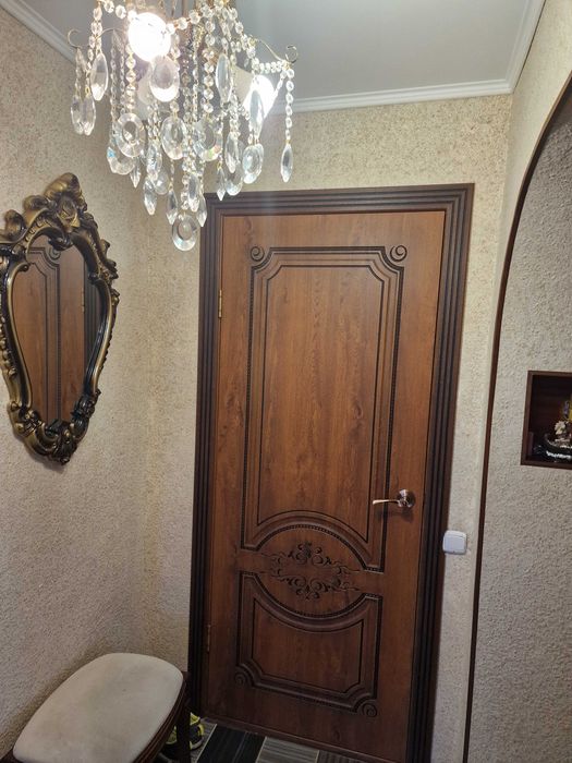 Продам 5-ти комнатную квартиру.