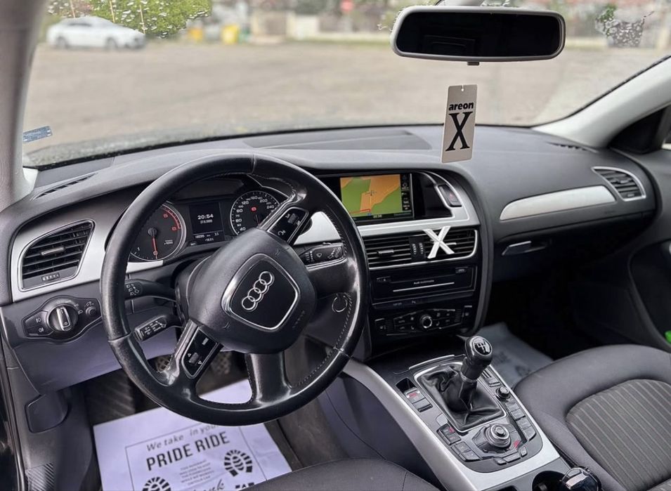 Audi a4 2.0 2009г