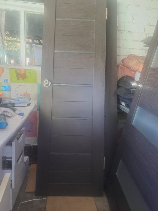 Продам межкомнатные двери