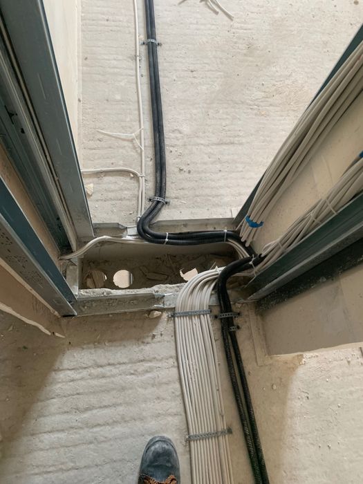 Электромонтажные работы 24/7