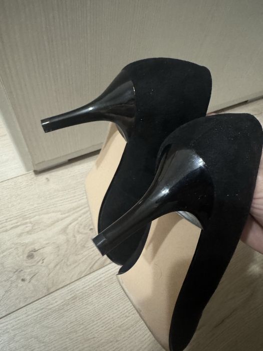 Туфли замшевые 37 размера