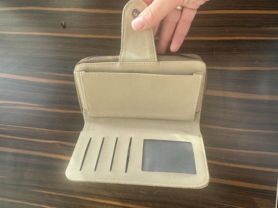 Дамско портмоне