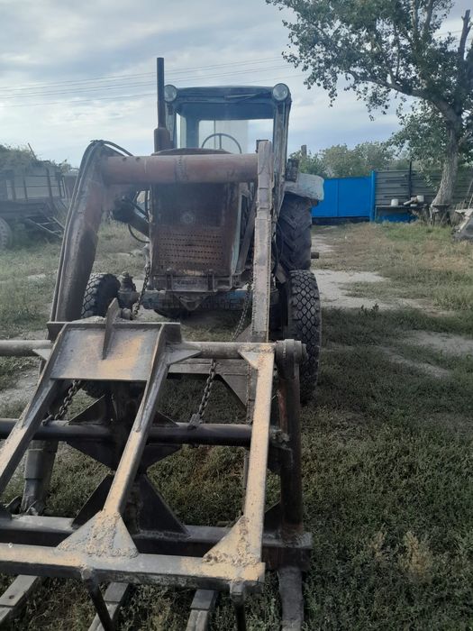 Продам трактора, запчасти