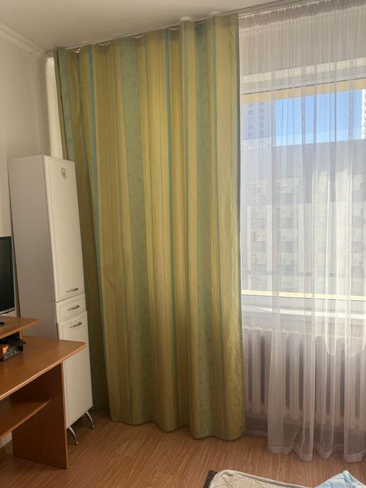 Продам шторы б/у