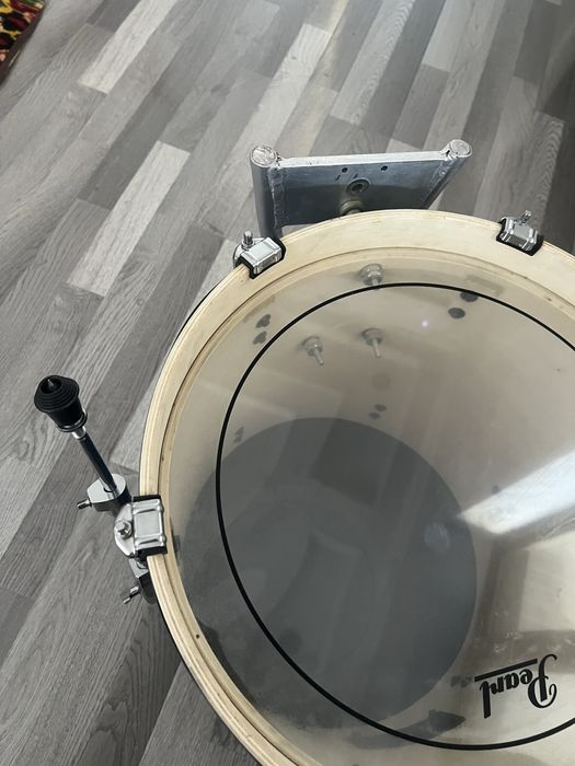 16 bass bochka sotiladi