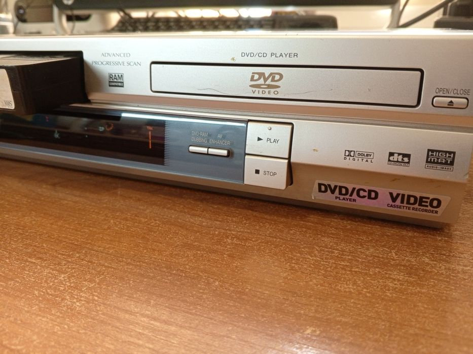 Продам Panasonic  nv-vp 32