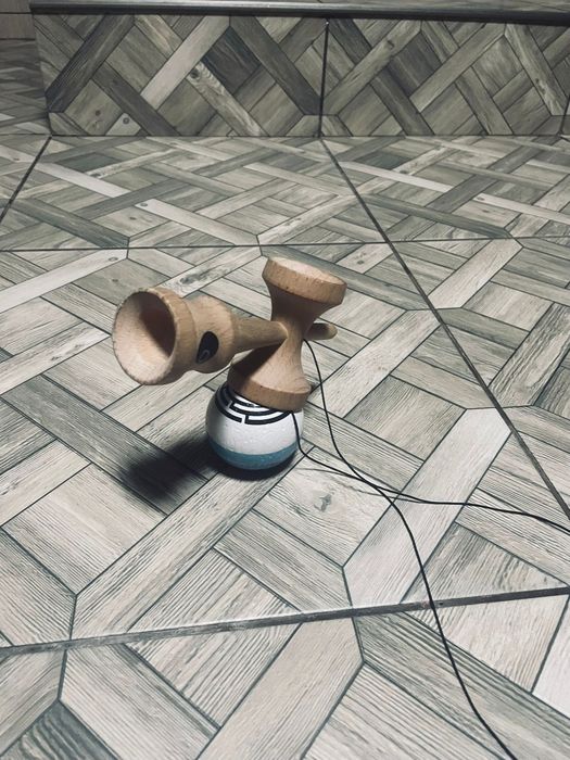 Vând kendama OKENDAMA