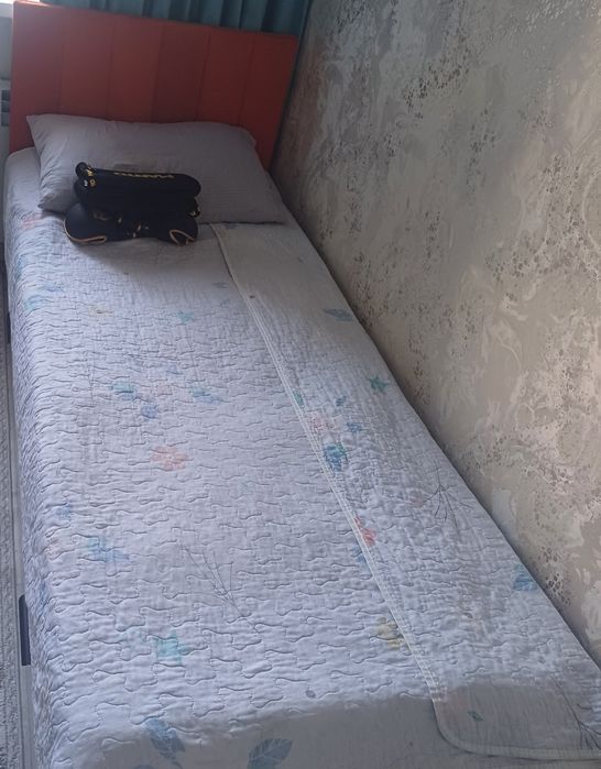 Продам кровать срочно
