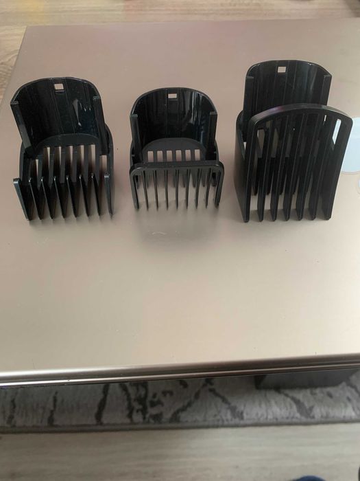 Приставки за тример  -  коса и брада 3 броя нови.