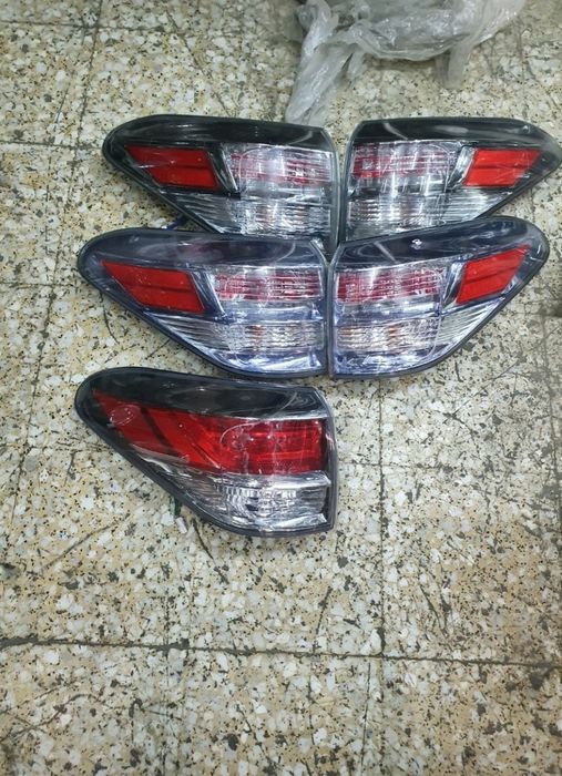 Lexus Rx350  Задный фанар
