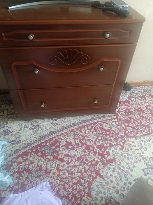 Продам шкаф и комод
