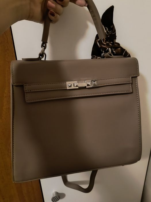 Дамска чанта от Galdini