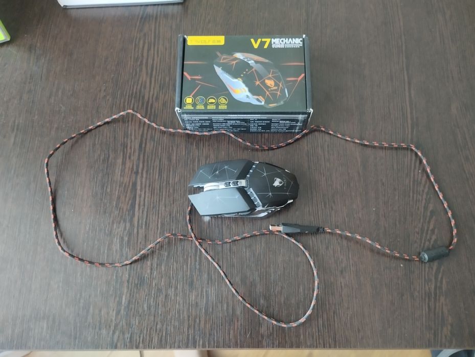 Продам мышь T-WOLF V7