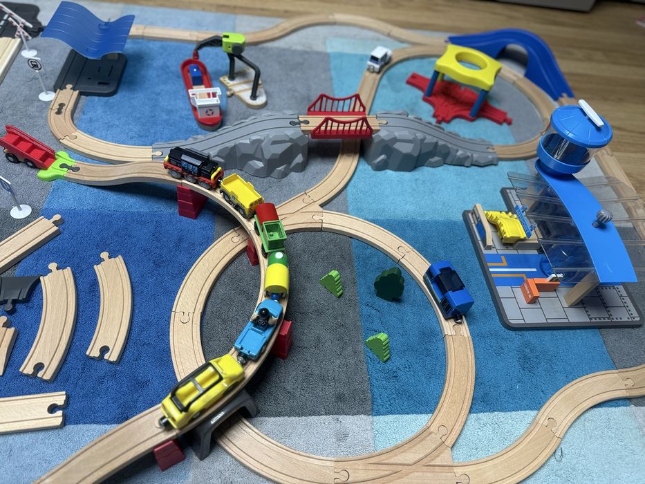 Конструктор на  от дървени части.