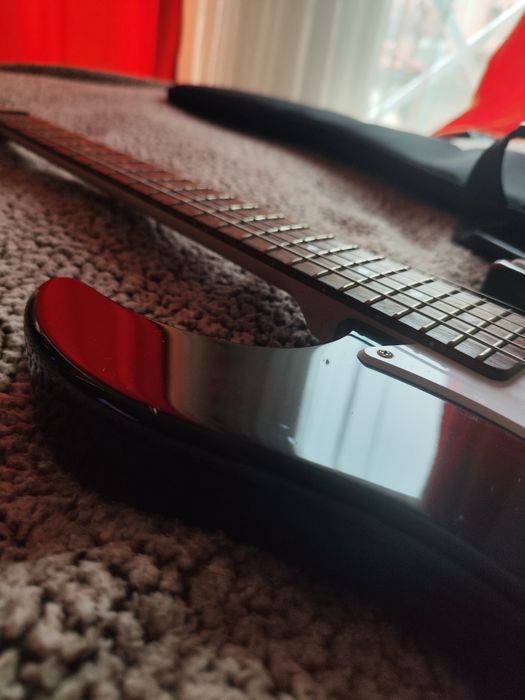 Yamaha 112J Electric Guitar