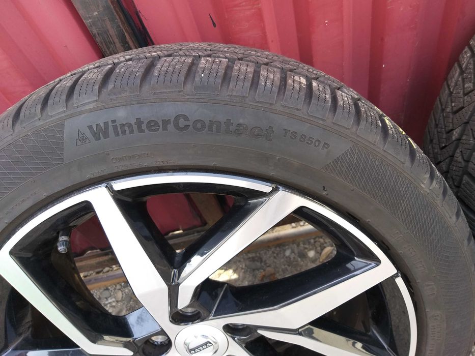 Set 4 anvelope Continental wintercontact 235 45 r18 ci137
