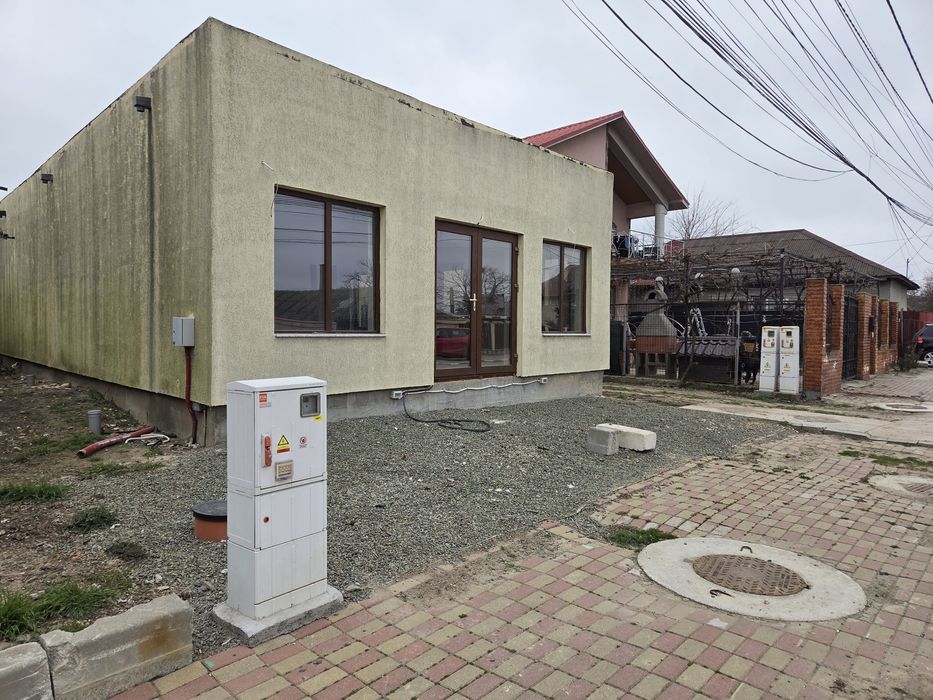Spatiu comercial,Tuzla între Eforie si Costinești drumul spre mare