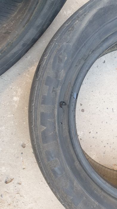 Продаются 2 шины KUMXO 195/60/R15.