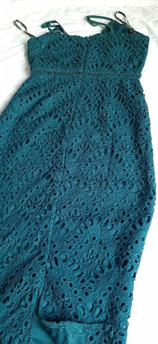 Новое платье продам