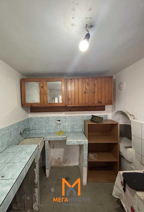 Къща - Севлиевски лозя