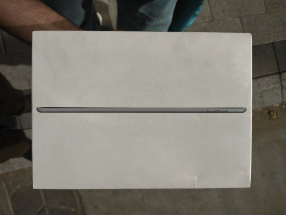 Ipad air 2 128gb wifi+ cellular