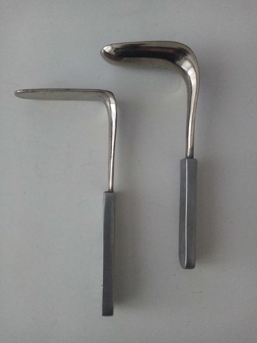 Стари медицински инструменти.