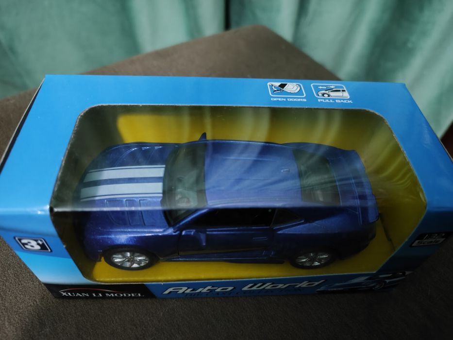 Игрушка модель машины