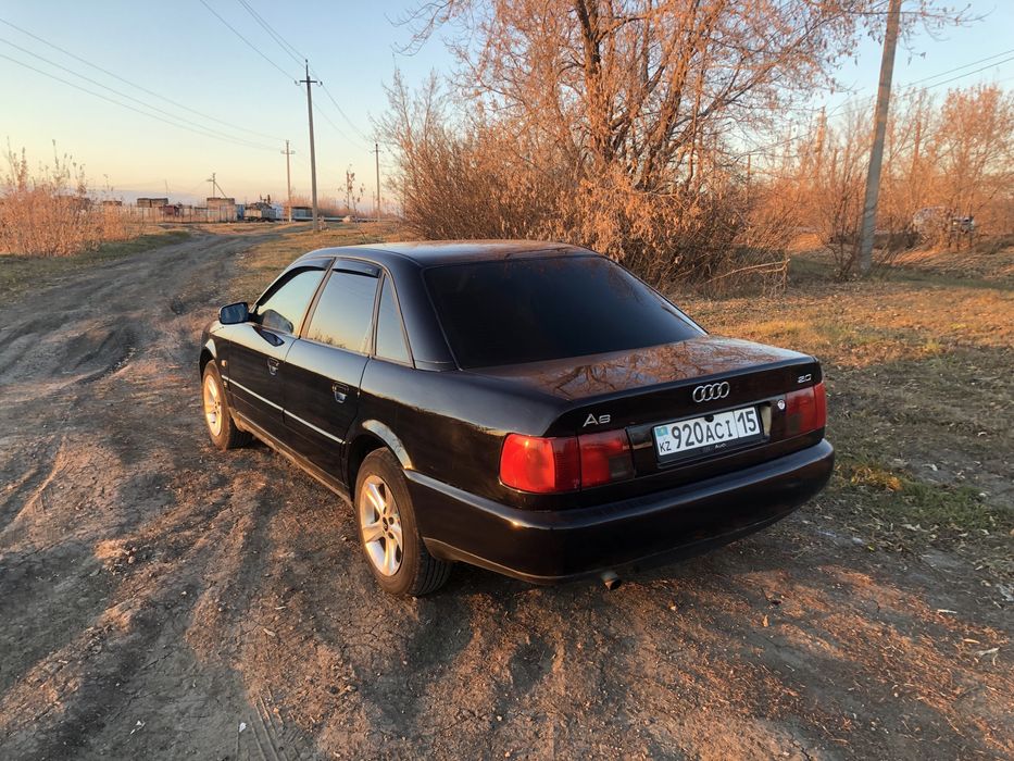 Продам Ауди А6 С4, 2 литра Моно