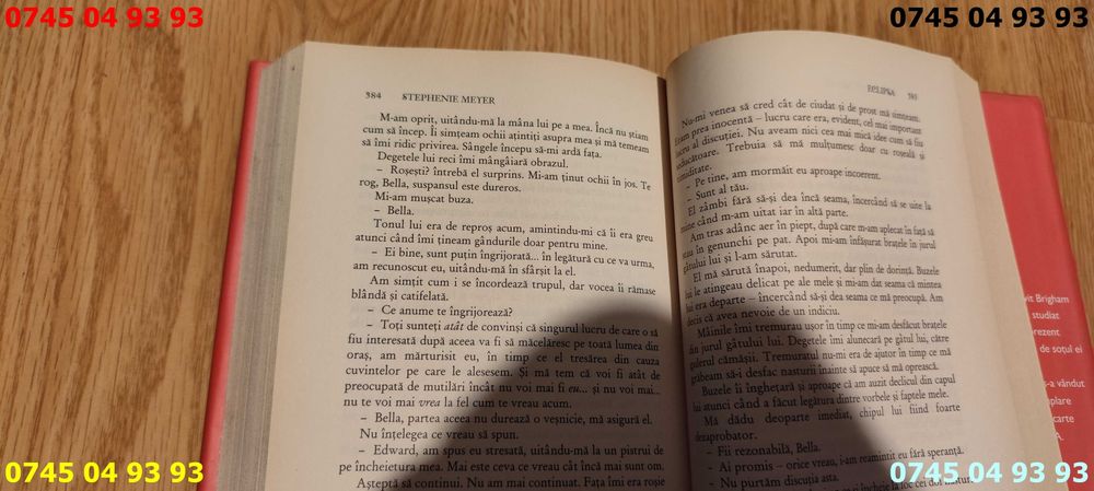 carte carti stephenie meyer eclipsa si Amurg pret pe ambele