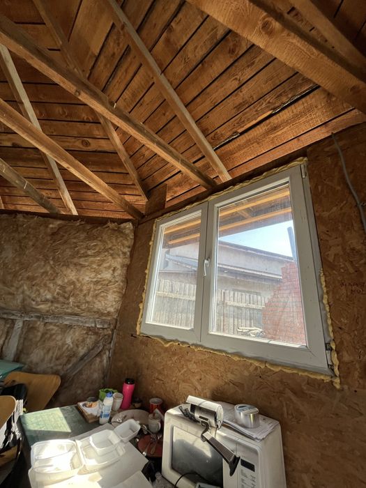 Vand foisor, stare foarte buna, 30mp utili