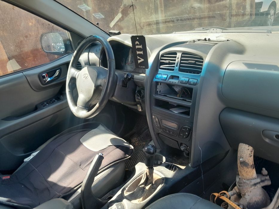 Продавам Хюндай Санта фе на части