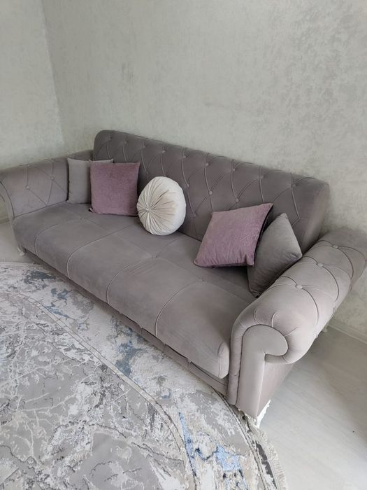 Продам диван срочно