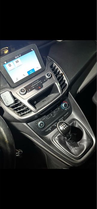 Ford Transit Connect 1.0 Benzină