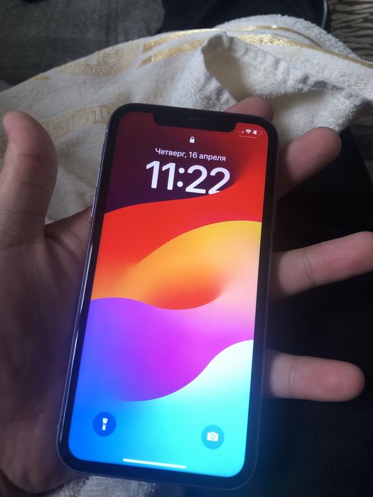 Айфон 11  128 гб 72%акб