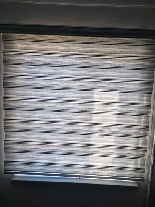 Жалюзи, роллшторы, горизонтальные алюминиевые, день и ночь