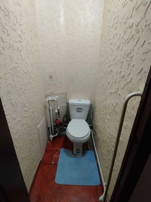 Сергели-6, 3-метро ёнидан узок муддатга 2 хонали кв. ижарага берилади